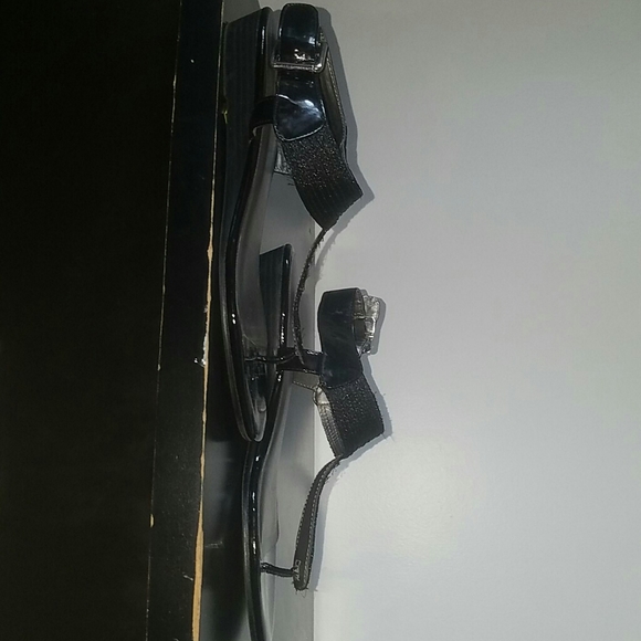 Black sandals - Picture 2 of 6